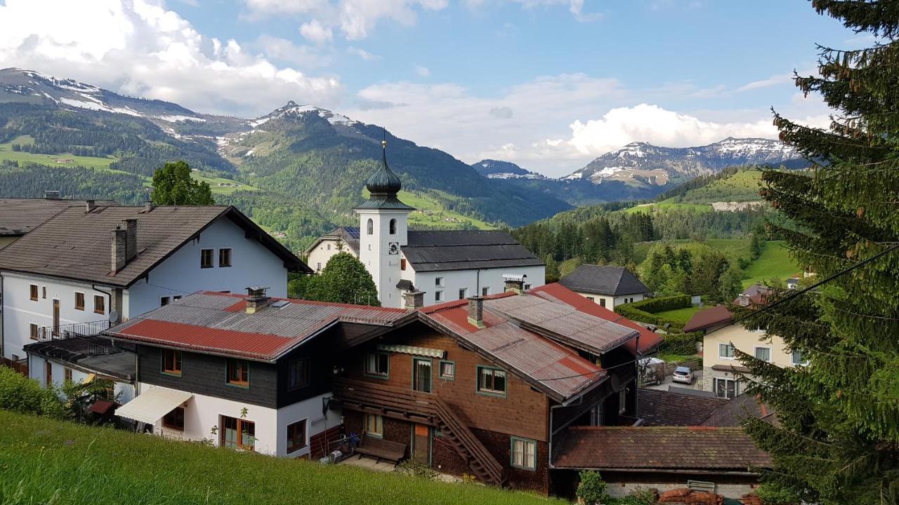 Tauglerei Appartement Malve In Den Zauberbergen Sankt Koloman Kültér fotó